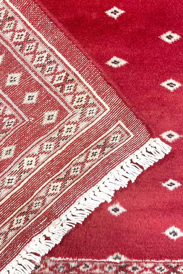 パキスタン絨毯 赤