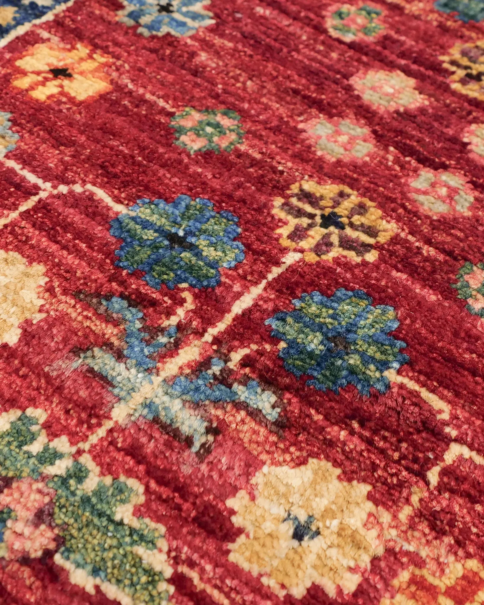 Afghan Ghazni wool handmade rug with floral pattern