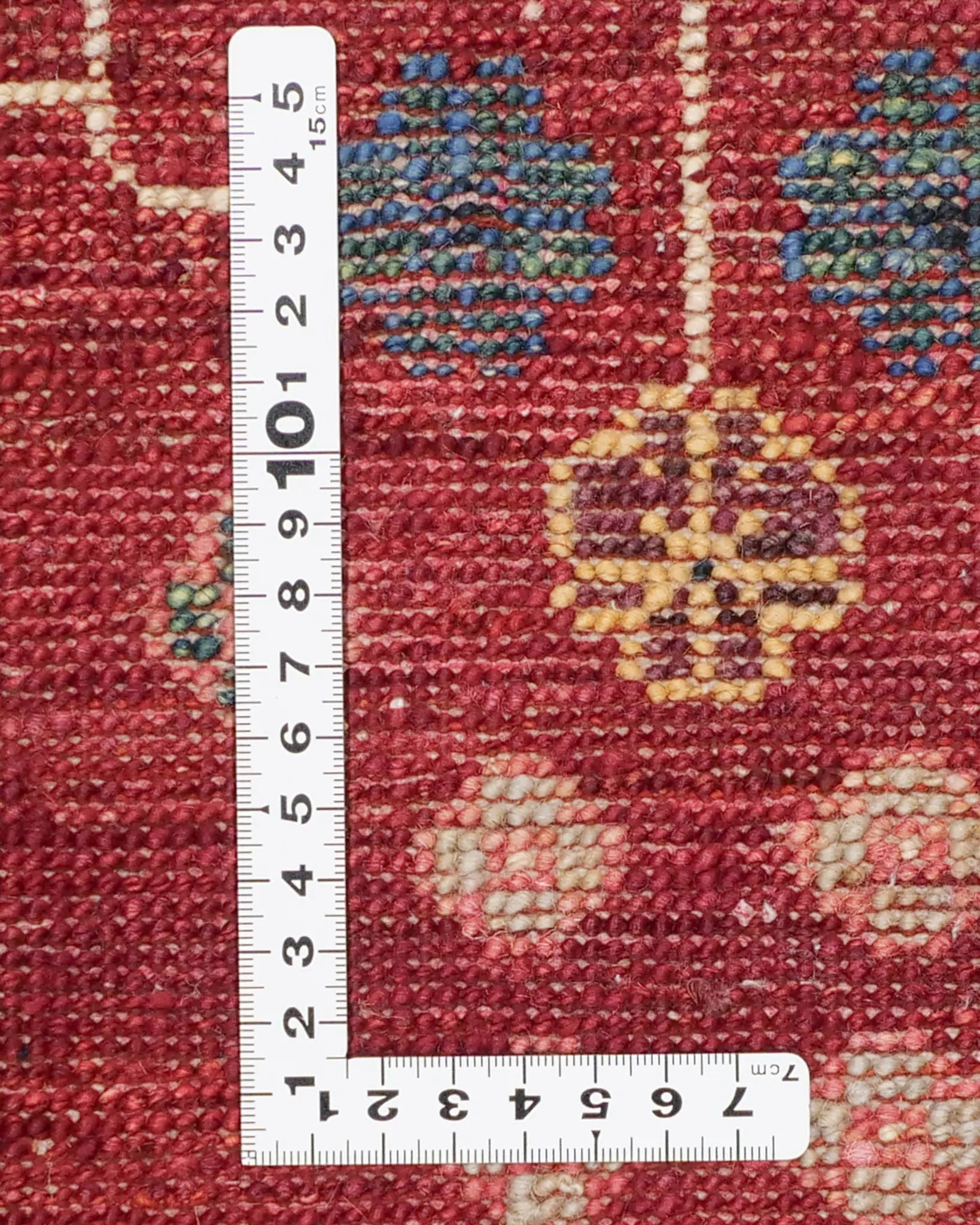 アフガニスタン産ガズニウールラグの織り密度