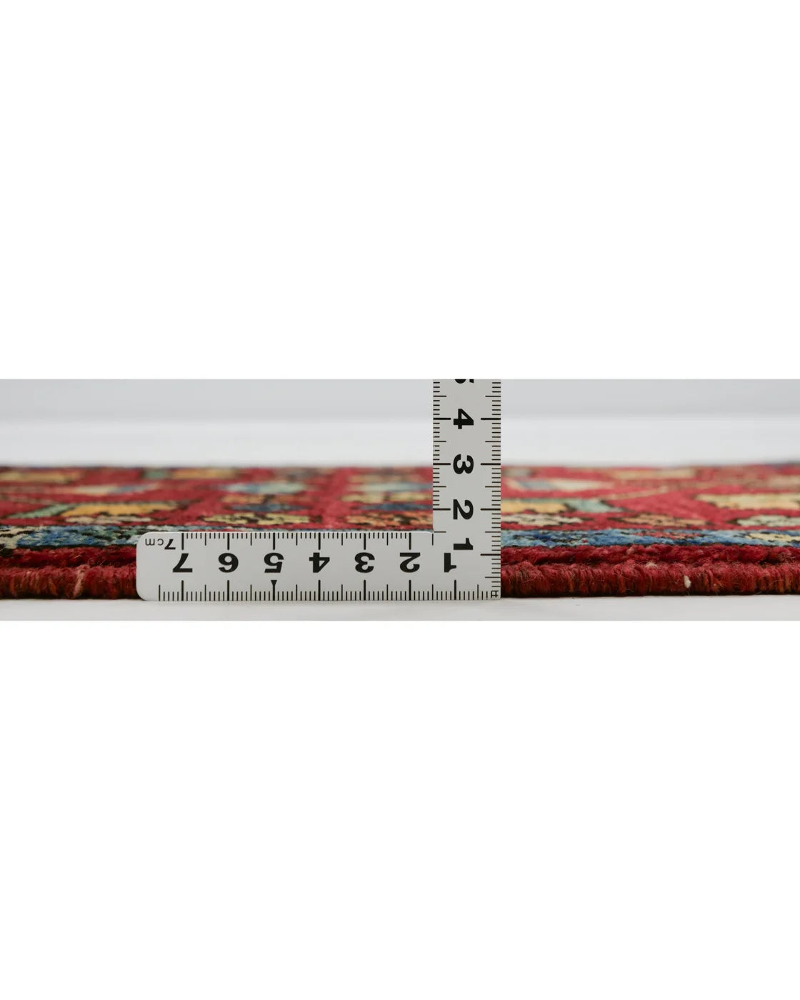 ガズニウールの手織り絨毯 ゴルダニ花瓶モチーフの厚み