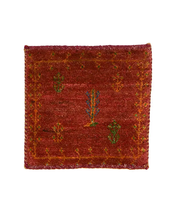 ペルシャ絨毯 ギャッベ 33x35cm 座布団 手織り ラグ 赤 レッド