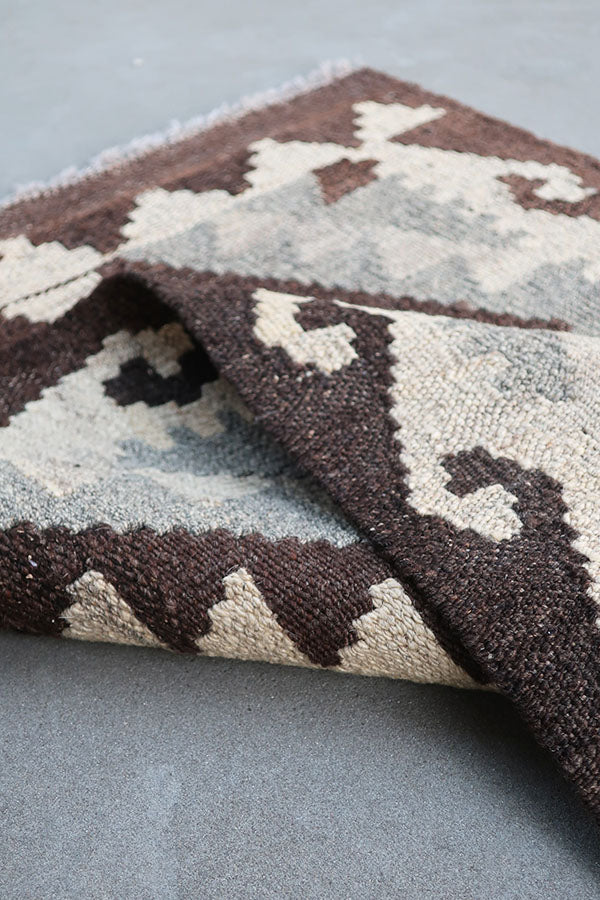 アフガニスタン産手織りウールキリム(62x92cm)ナチュラル【絨毯