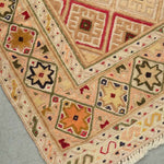 黄色のマシュワニキリム