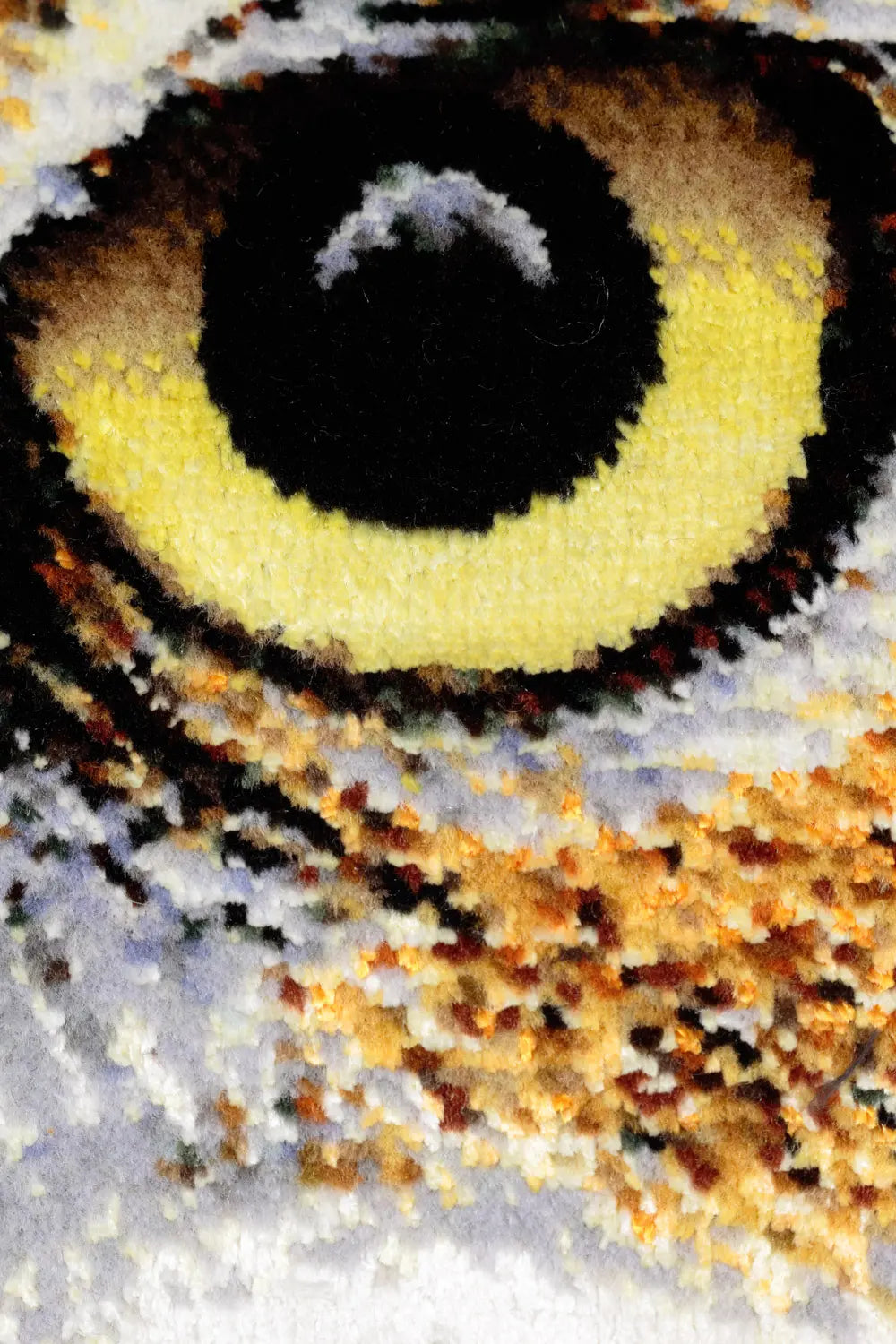 手織りペルシャ絨毯 タブリーズ産 絵画タイプ フクロウ