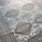 ベージュのパキスタン手織り絨毯