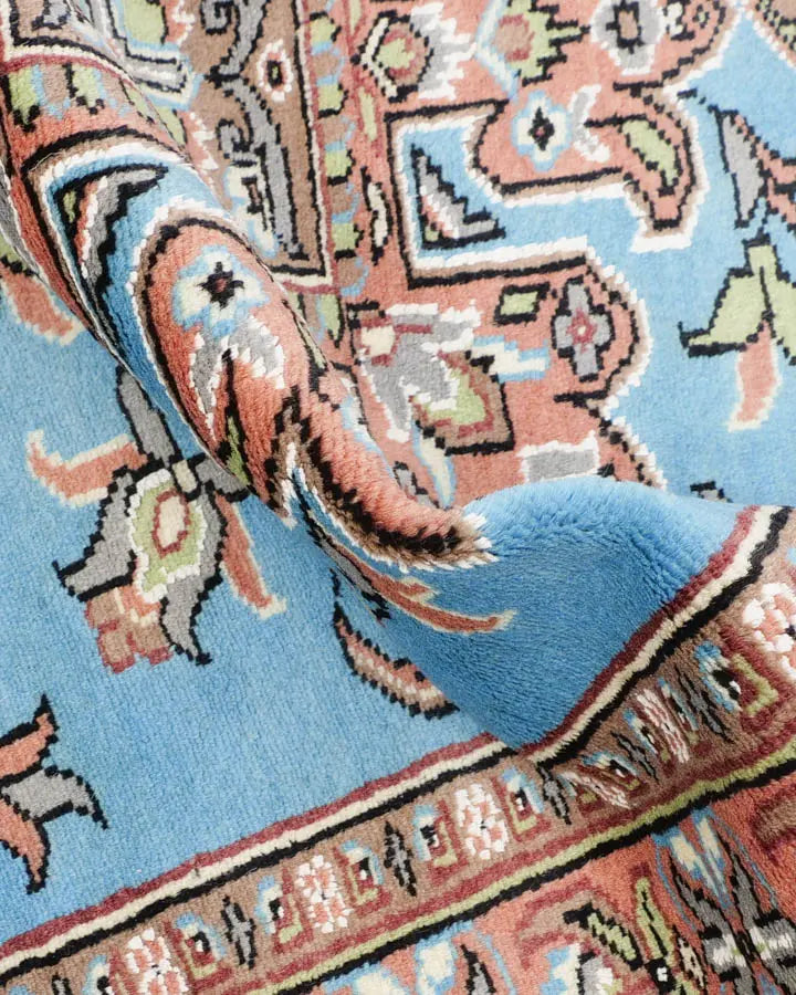 パキスタン絨毯 124x184cm 手織りラグ 水色 スカイブルー