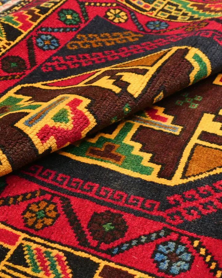 アフガニスタン絨毯 109x208cm トライバルラグ 幾何学模様 手織り