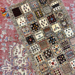 ギャッベ ペルシャ絨毯 茶色