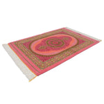 華やかなローズピンクのペルシャ絨毯 クム産