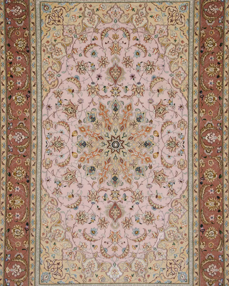 ペルシャ絨毯 イスファハン産 エンテシャリー工房 ウール 137x212cm ピンク