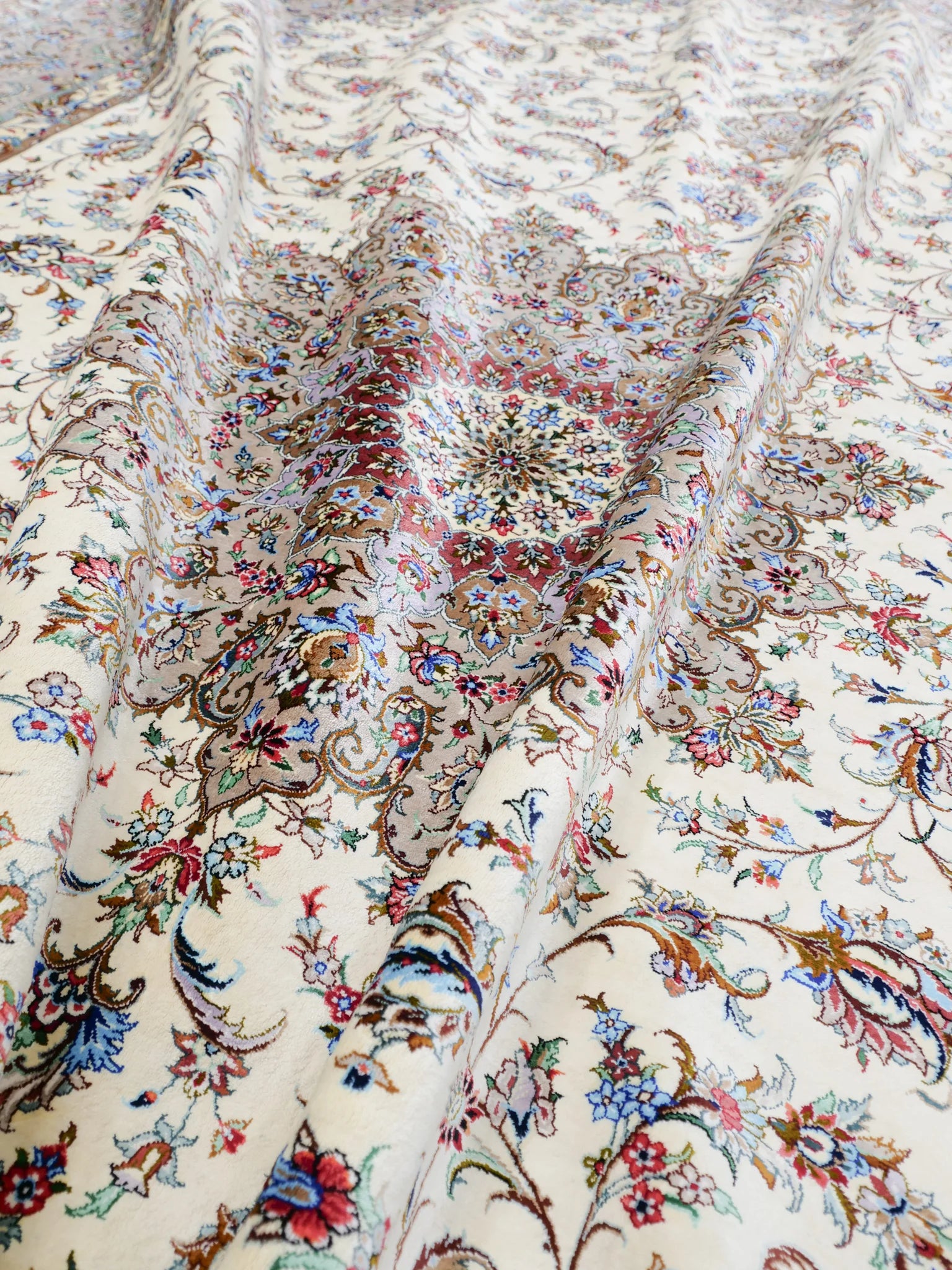 ペルシャ絨毯 カシャーン産 パディディ工房 シルク 約197cm x 298cm アイボリー ホワイト 白 手織り ラグ