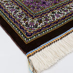 クムシルクの高級ペルシャ絨毯 約60×90cm ゴンバッディ中心文様