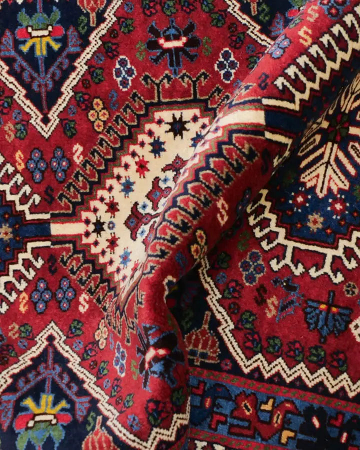 ペルシャ絨毯 ヤラメ 78x125cm 赤 レッド 手織り ラグ
