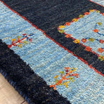 ペルシャ絨毯 ギャッベ ブルー 廊下