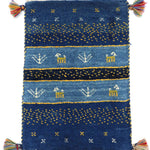 ペルシャギャッベのモコモコとした肌触りの玄関マット