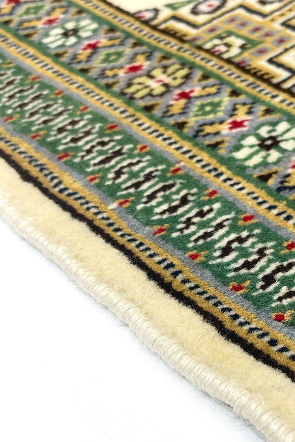 【NEW】パキスタン絨毯　ファインクオリティ　約48cm x 76cm