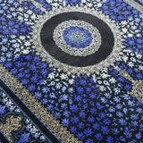 ペルシャ絨毯 クム産 カンバルザデ工房製 シルク手織りラグ（約80×120cm）青と黒のグラデーション、メダリオンとガンディール文様入り