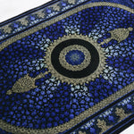 ペルシャ絨毯 クム産 カンバルザデ工房製 シルク手織りラグ（約80×120cm）青と黒のグラデーション、メダリオンとガンディール文様入り