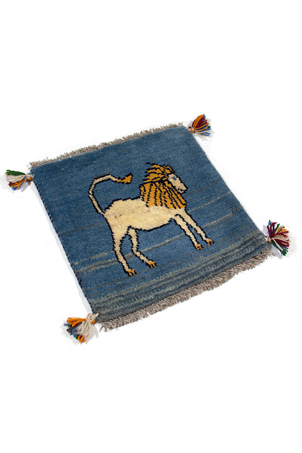 ライオンラグ ペルシャ絨毯