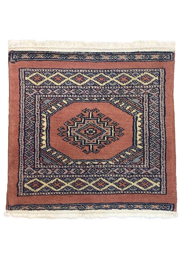 パキスタン絨毯<br>約45cm x 45cm