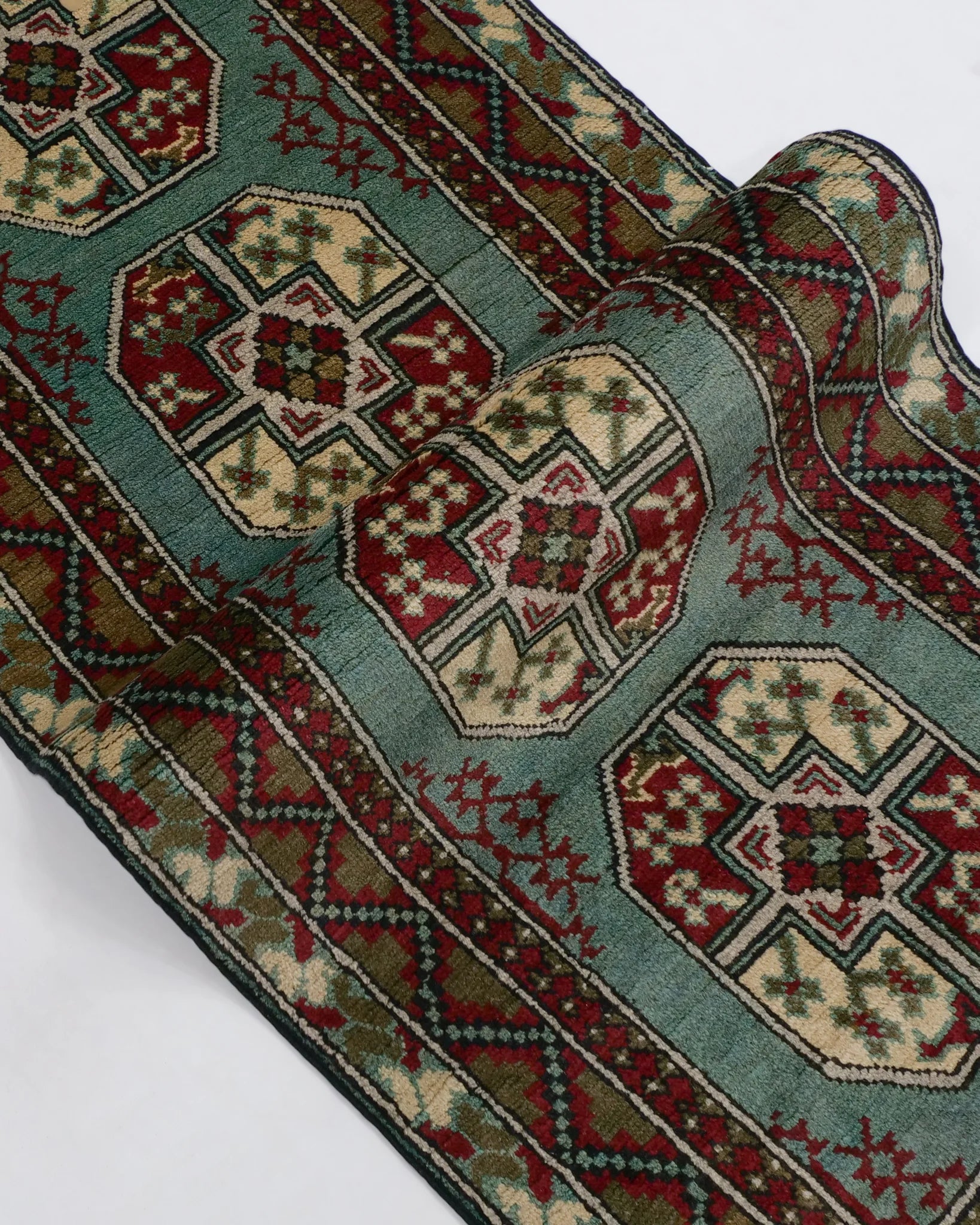 アフガニスタン手織り絨毯 ランナーサイズ 79×198cm 青緑の地に赤とアイボリーの八角形ギュル文様が織り込まれたウール製ラグ