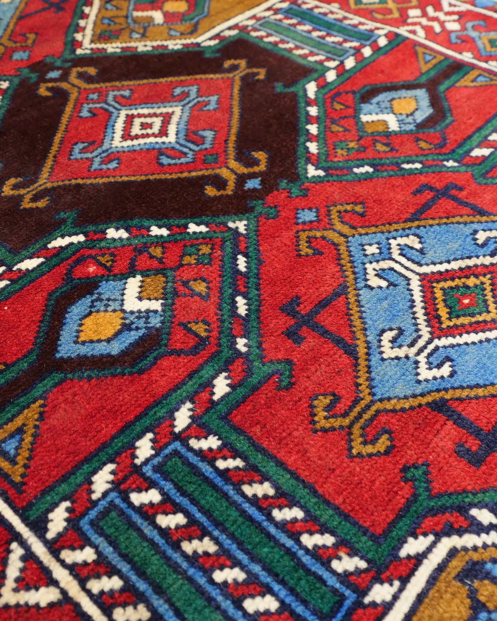 アフガニスタン絨毯 バルーチ 約81×134cm