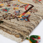 手紡ぎウールで織り上げた、やさしい風合いのアートギャッベ