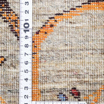 落ち着きあるトーンと鮮やかなアクセントカラーが美しいギャッベの織り密度