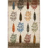 カラフルな木が並ぶナチュラルギャッベ