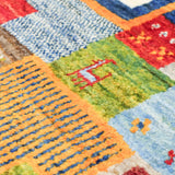 手織りならではの温もりを感じるパターンギャッベ