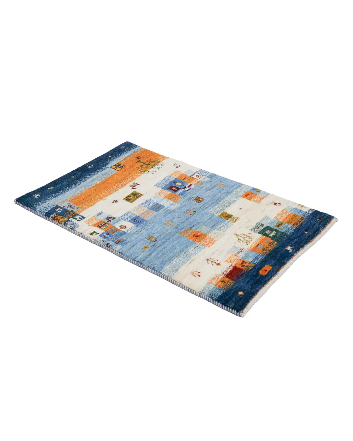 遊牧民の世界観を表現したアートラグ