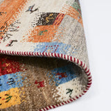 多色使いでお部屋を明るく彩る玄関マット