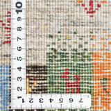 ハンドメイドの温かみを感じるカラフルラグの織り密度