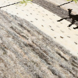 オアシスを思わせる椰子の木とラクダ柄