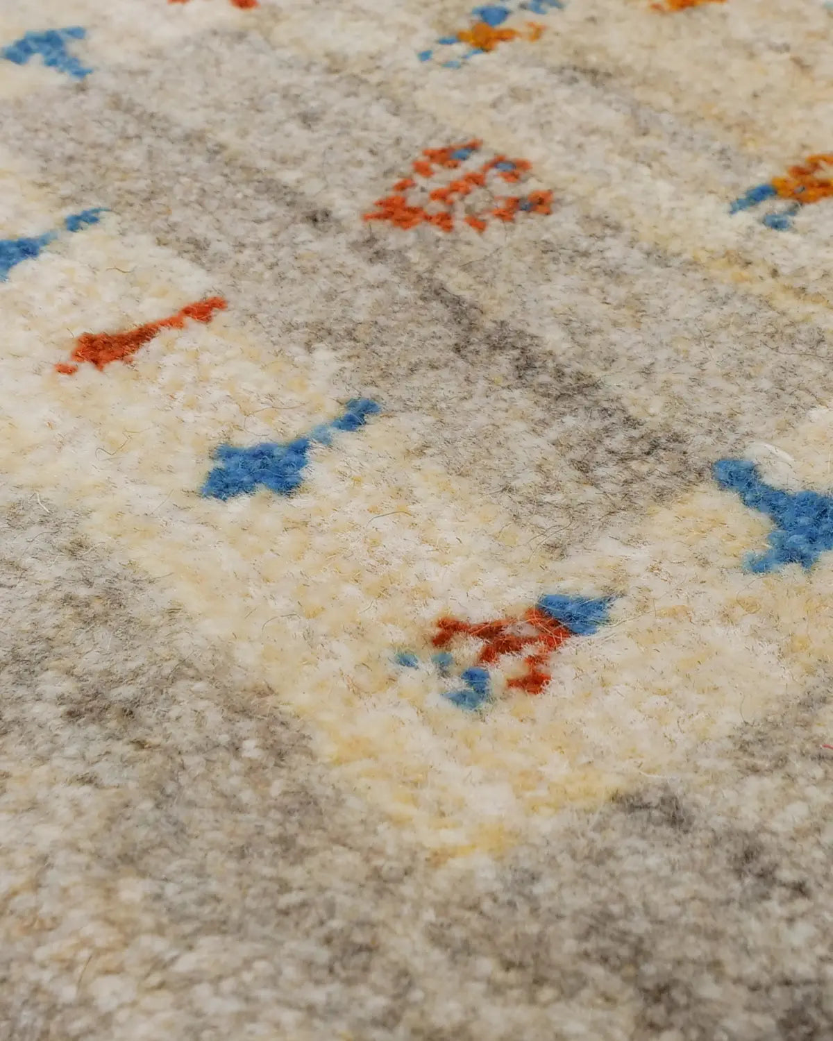 ギャッベ 座布団・小動物モチーフのデザインアップ