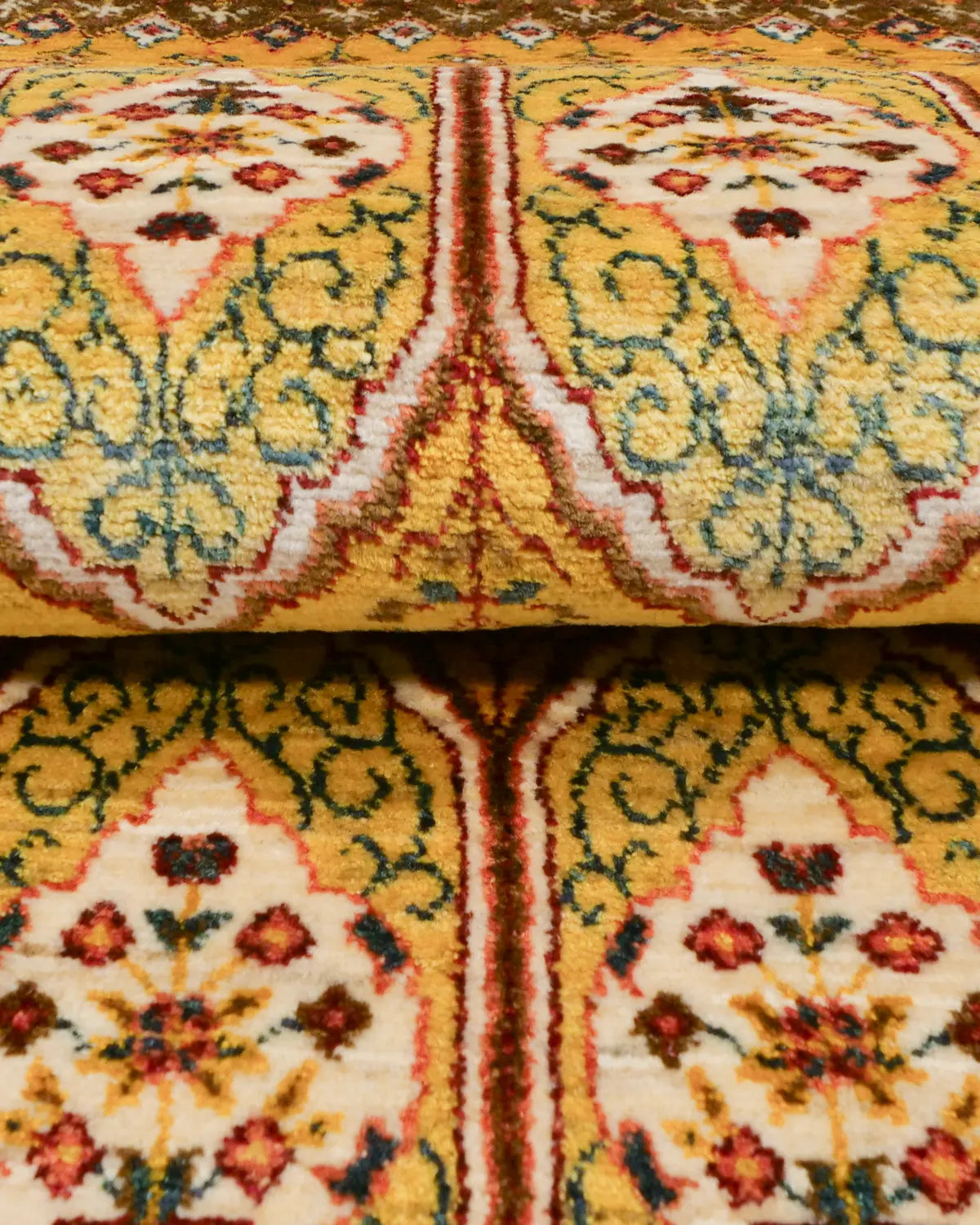 シーラーズ産ギャッベ ウールラグ 生命の木と花