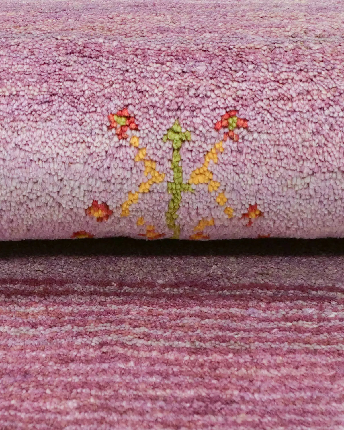 ウール手織り絨毯 ペルシャギャッベ 紫 ナチュラルラグ