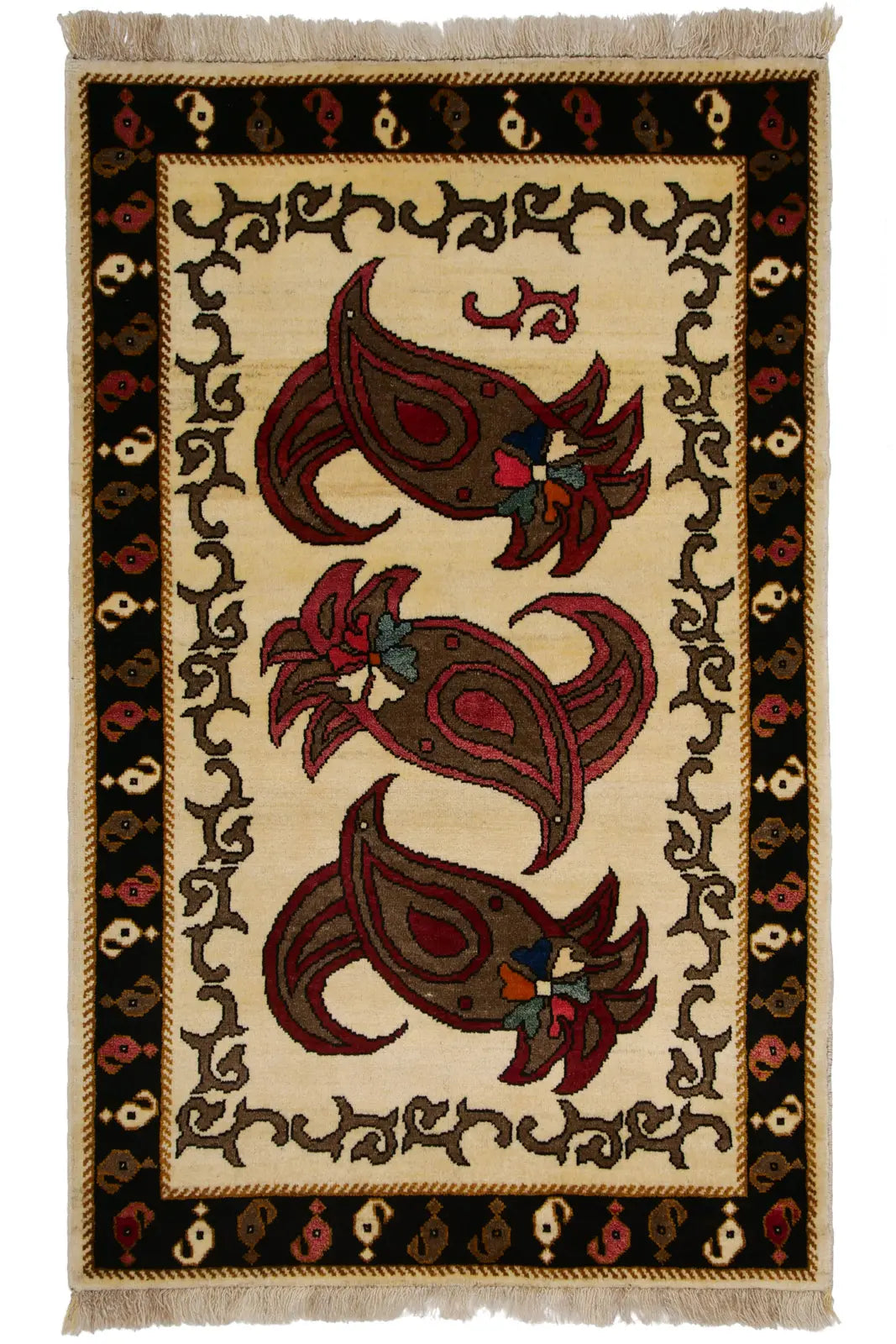 シーラーズ産の手織りギャッベ。ナチュラルウールの生成り色に赤とブラウンのボテ文様が並ぶデザイン