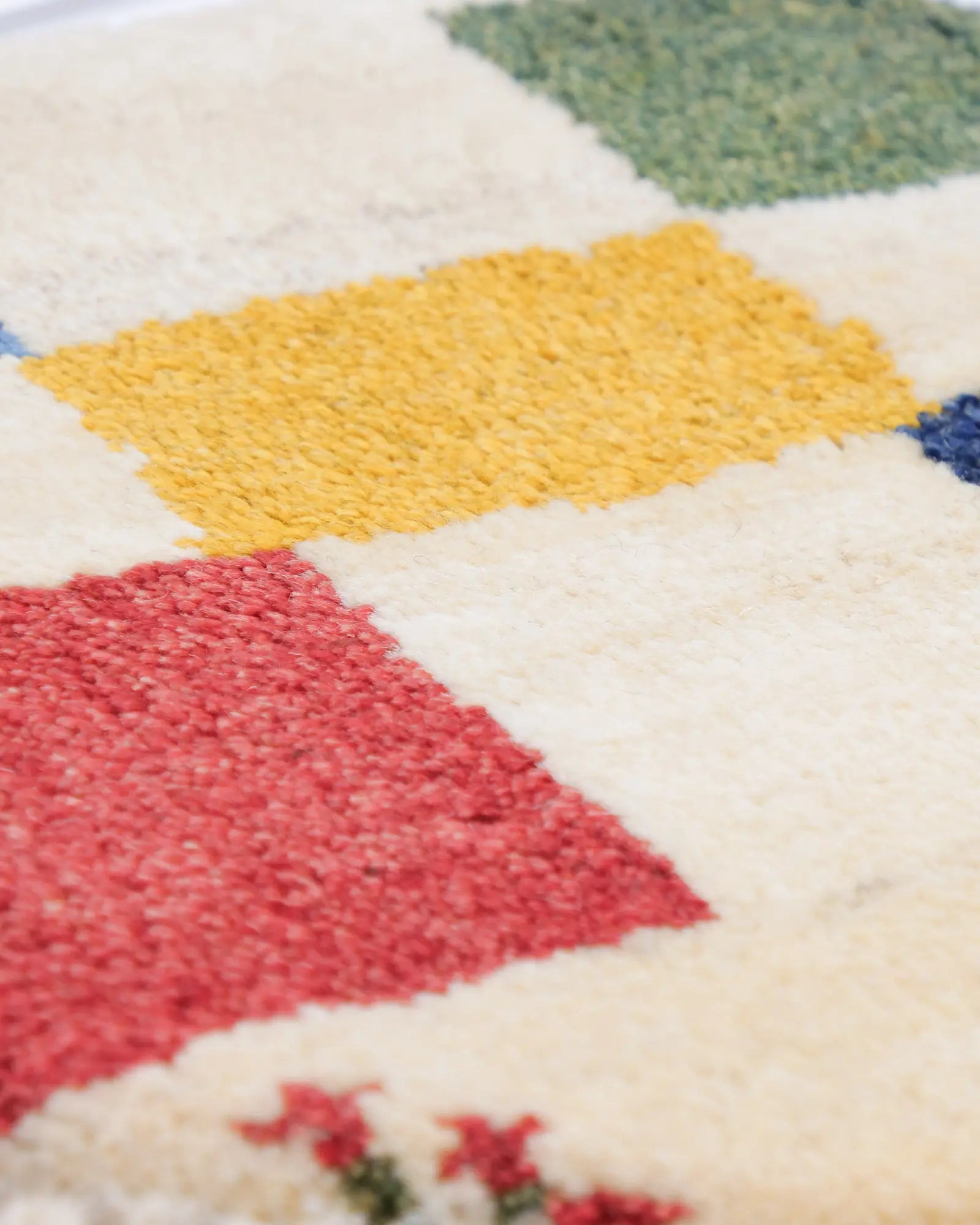 ギャッベ 38×39cm アイボリー 座布団 手織り|SATHI RUGS ギャッベ 38×39cm アイボリー 座布団 手織り|SATHI RUGS