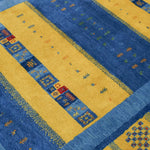 伝統文様が美しいギャッベ、シーラーズ地方の手織りウール絨毯