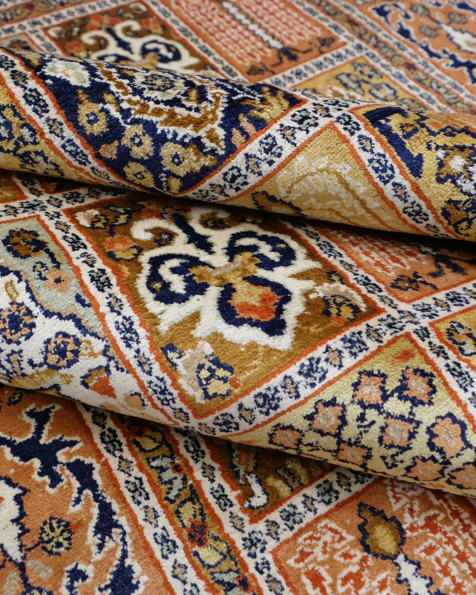 カシミールシルク 155x222cm 手織り絨毯 ヴィンテージ