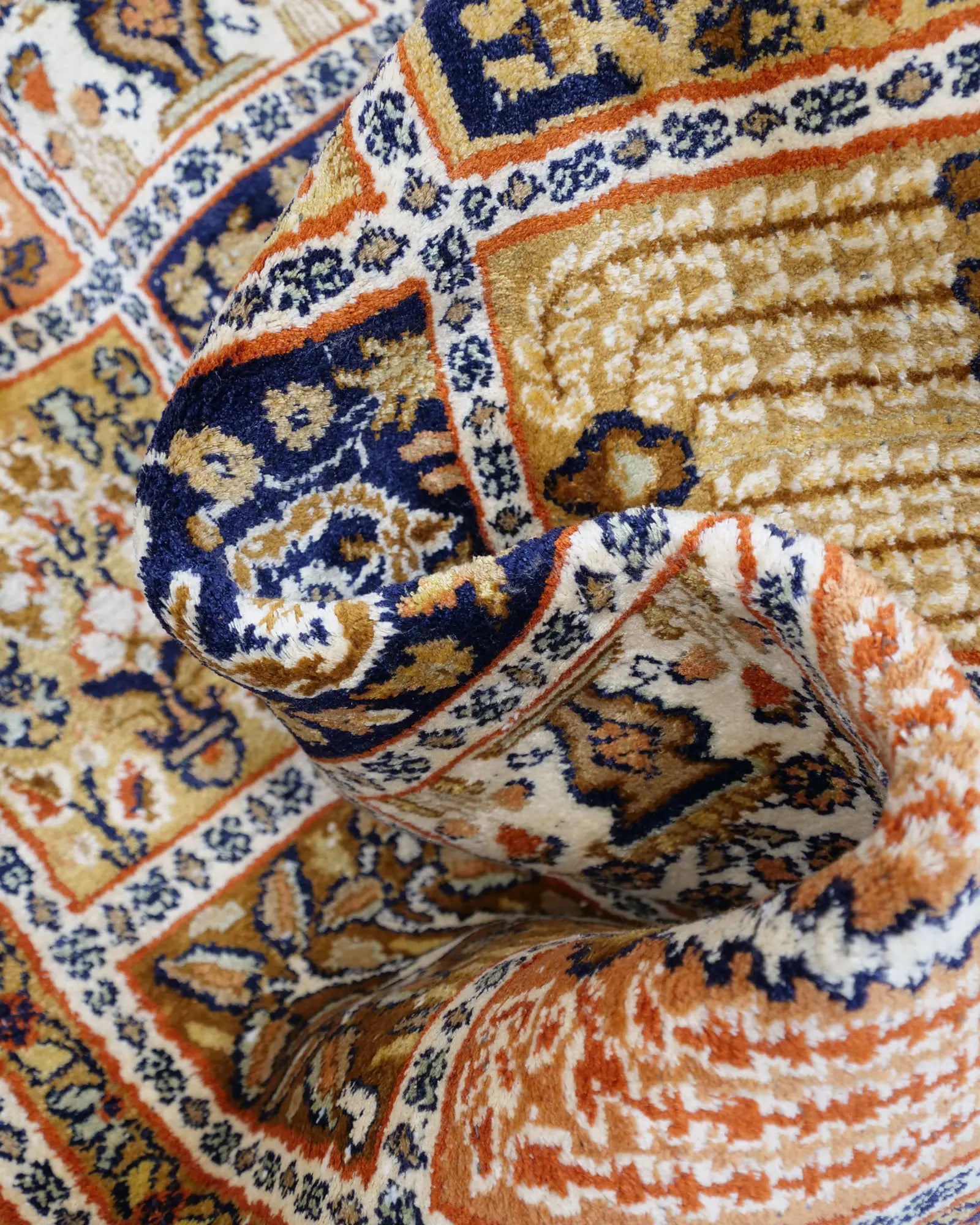 カシミールシルク 155x222cm 手織り絨毯 ヴィンテージ