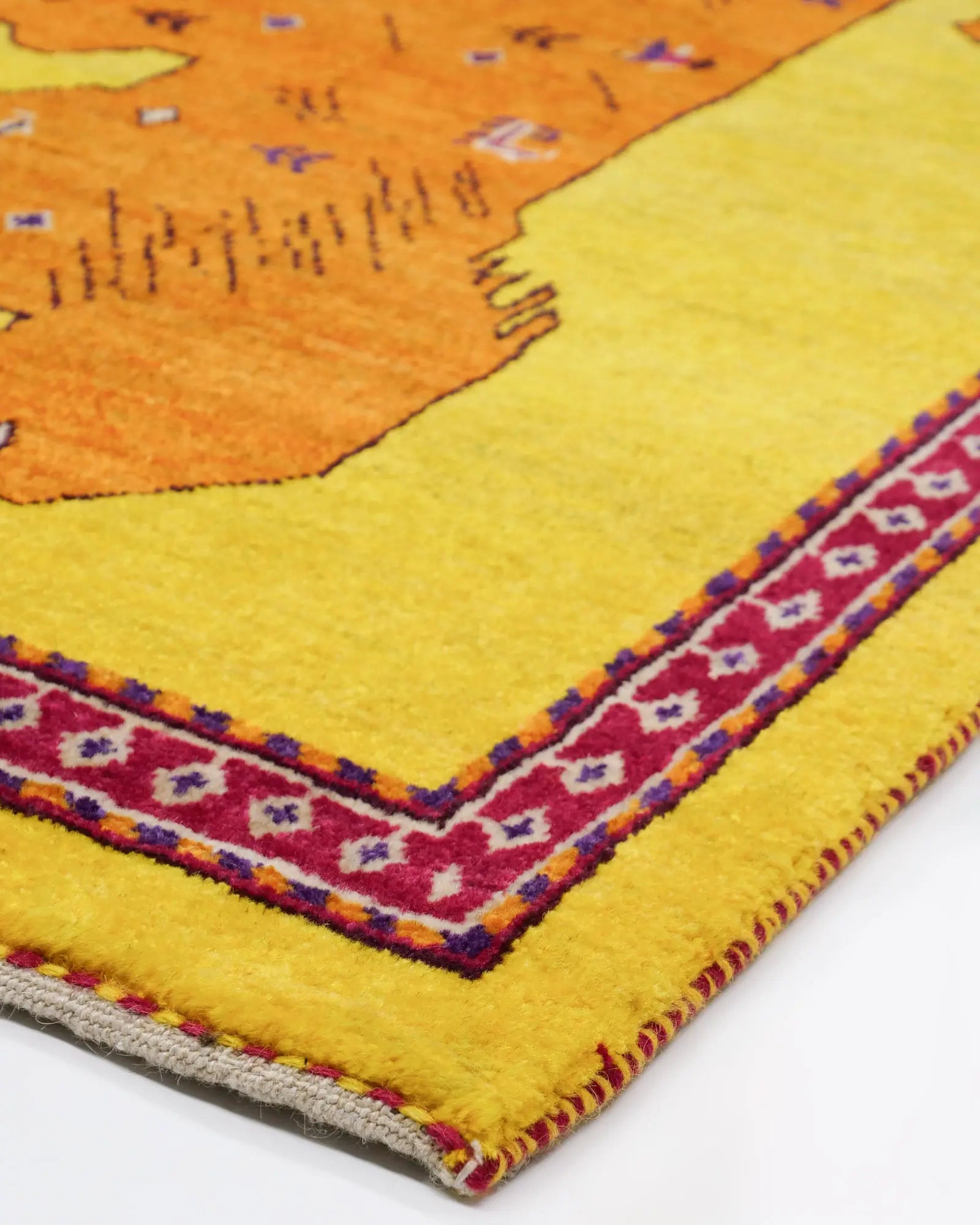 ライオンギャッベ 約83×123cm|SATHI RUGS ライオンギャッベ 約83×123cm|SATHI RUGS