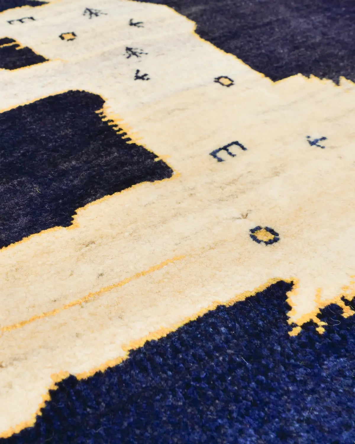 SATHI RUGS ペルシャ絨毯 シーラーズ産 ウール手織りギャッベ