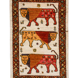 ライオンギャッベ 約58cm x 93cm