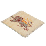 羊毛の風合いを活かしたライオンラグ