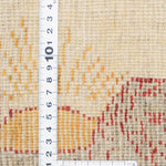 自然な羊毛色を基調にしたライオンラグ