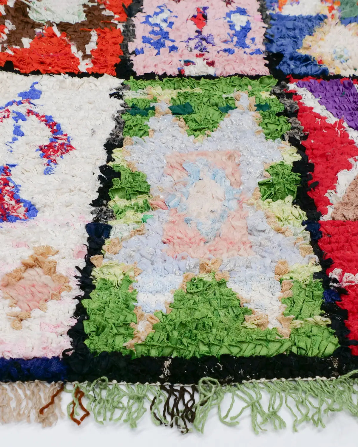 モロッコ絨毯 ボシャルウィット 約60×87cm 綿ラグ 手織り｜SATHI RUGS