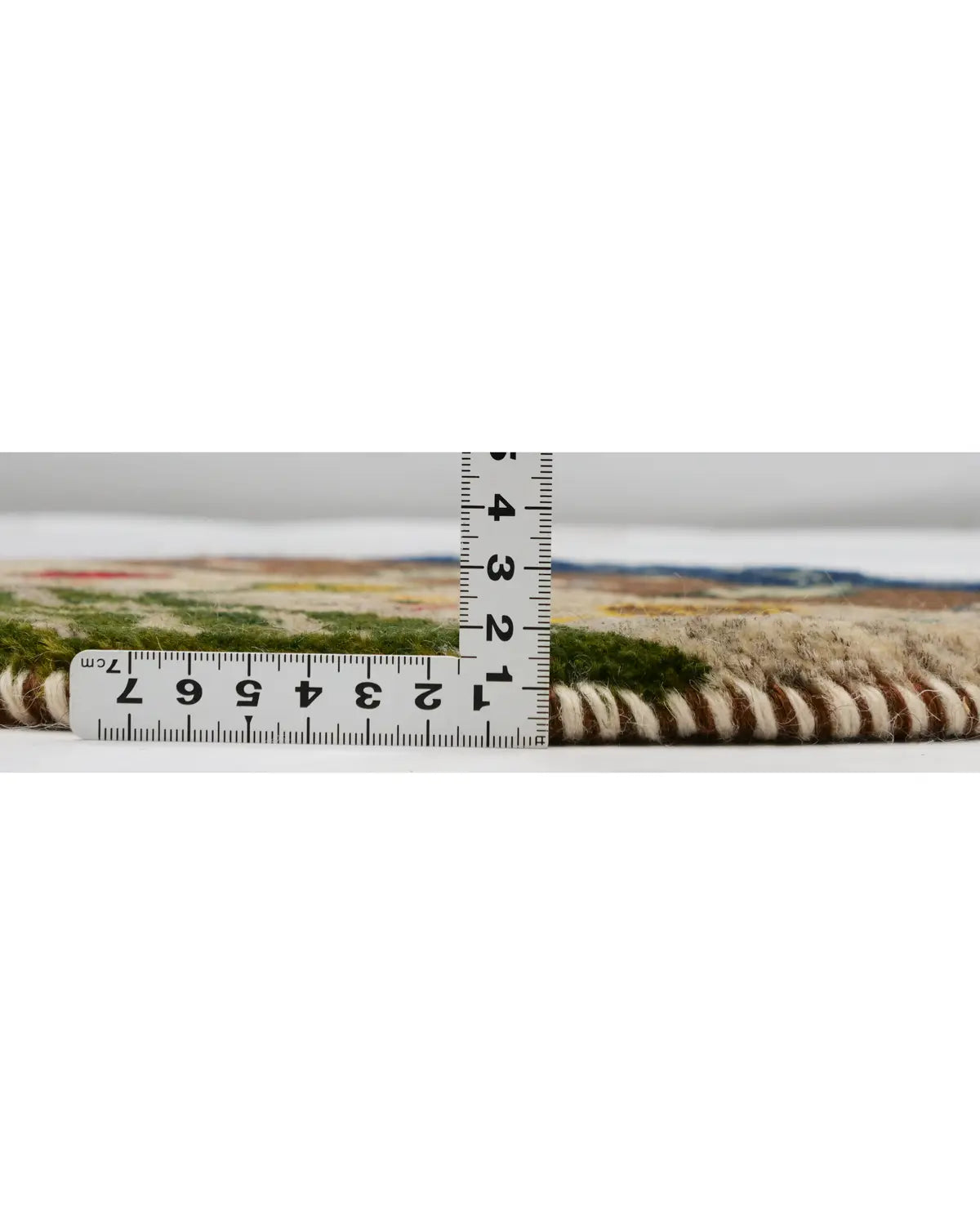 シーラーズ産ウールラグ 素朴な木と鹿のデザイン