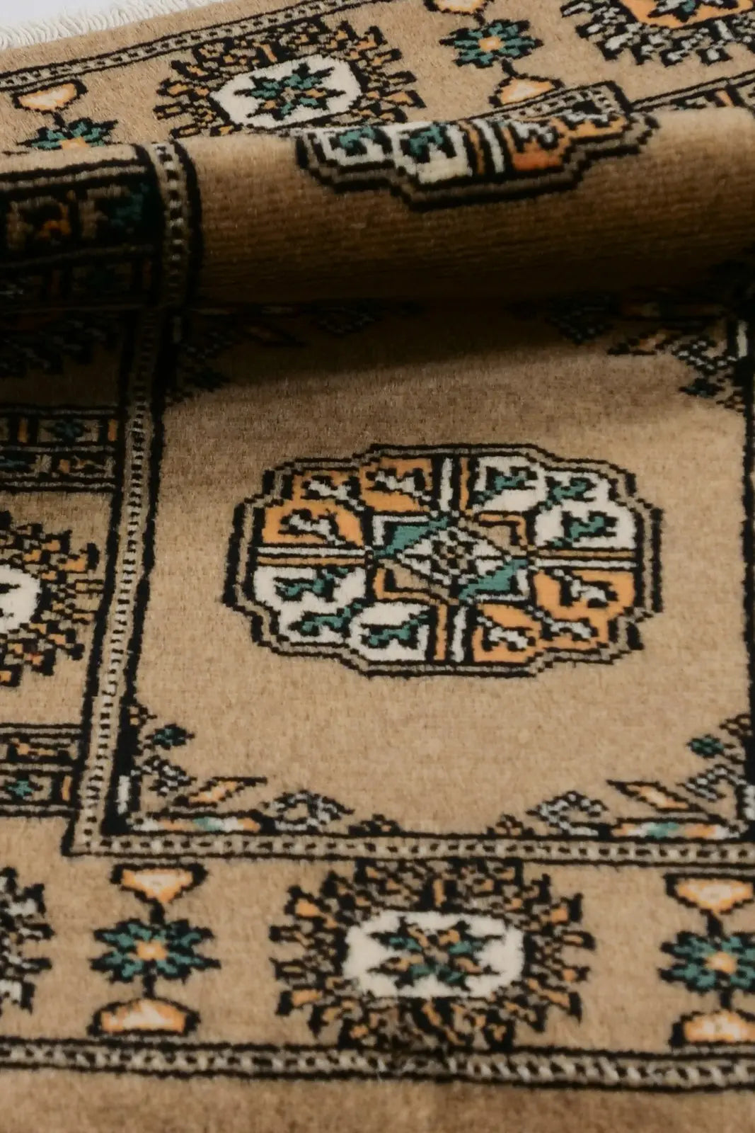 パキスタン絨毯　玄関マット